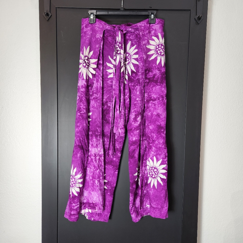 Purple Floral Women's Pants